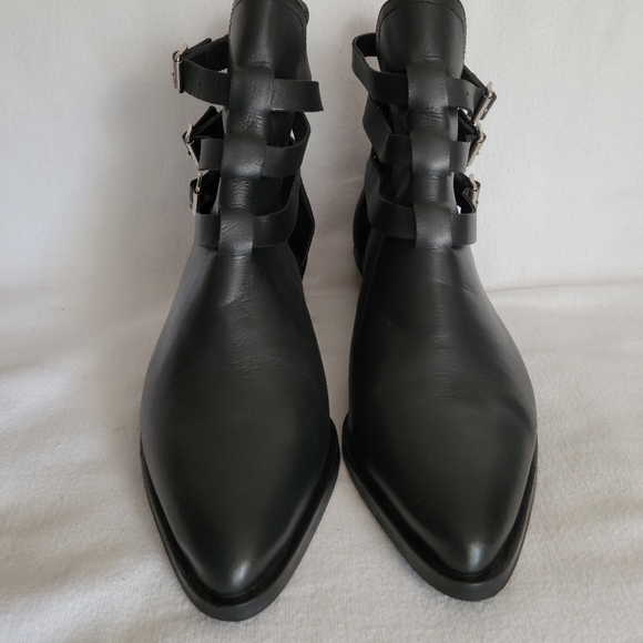 All Saints Naomi Cutout black leather bootie - Picture 3 of 15